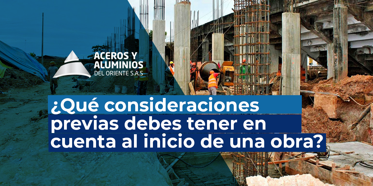 Obra en construcción con estructuras de concreto y acero